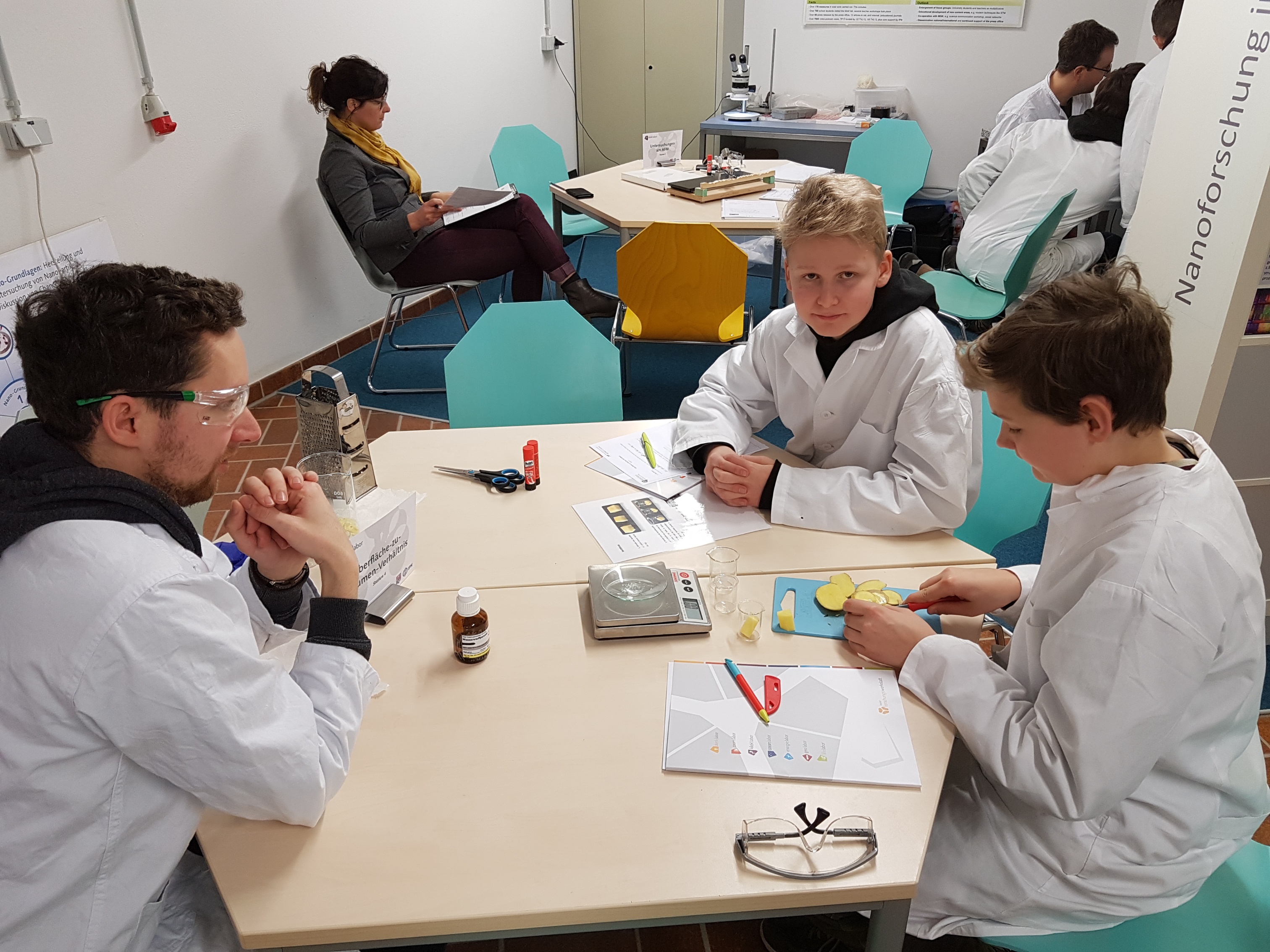 Besuch In Der Forschungs-Werkstatt Kiel